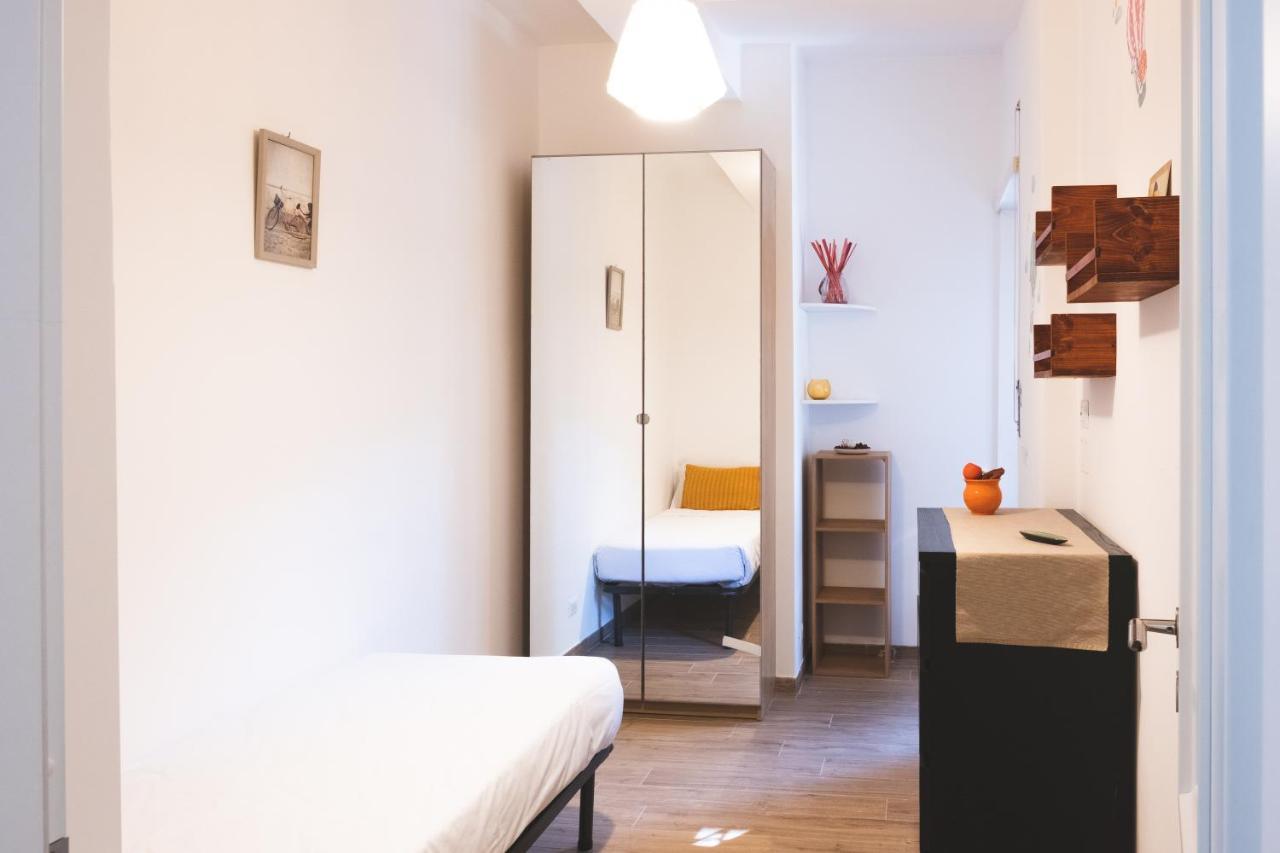 Cozy Flat With Terrace At Trastevere Train Station * Roma