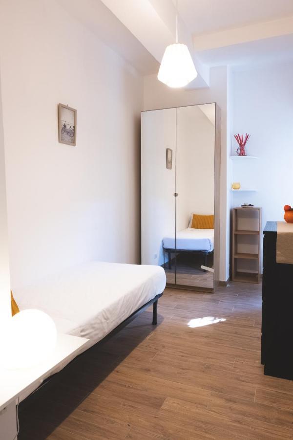Cozy Flat With Terrace At Trastevere Train Station Apartamento