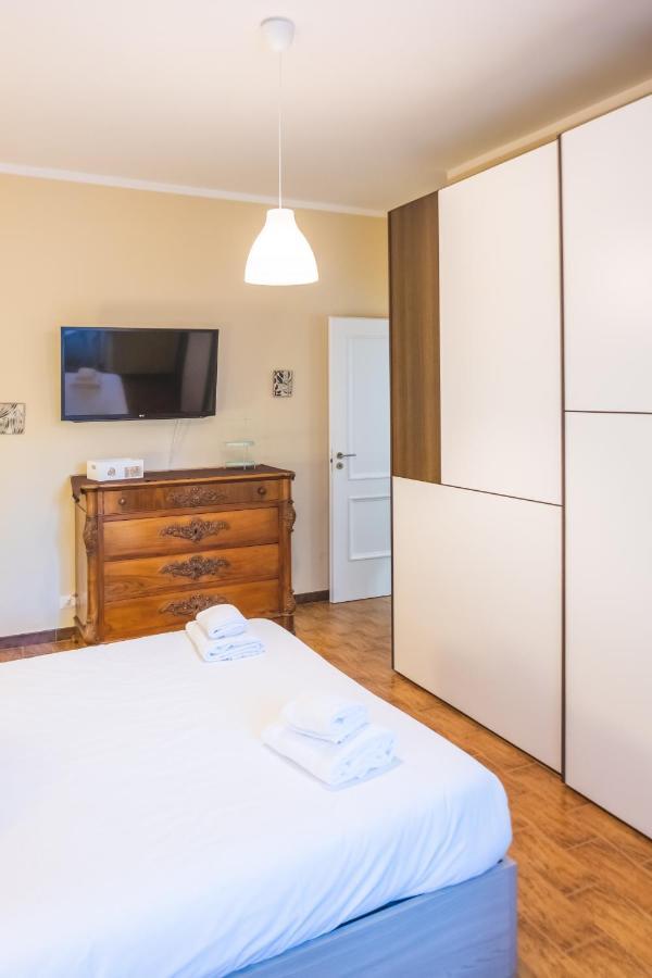 Cozy Flat With Terrace At Trastevere Train Station Apartamento *