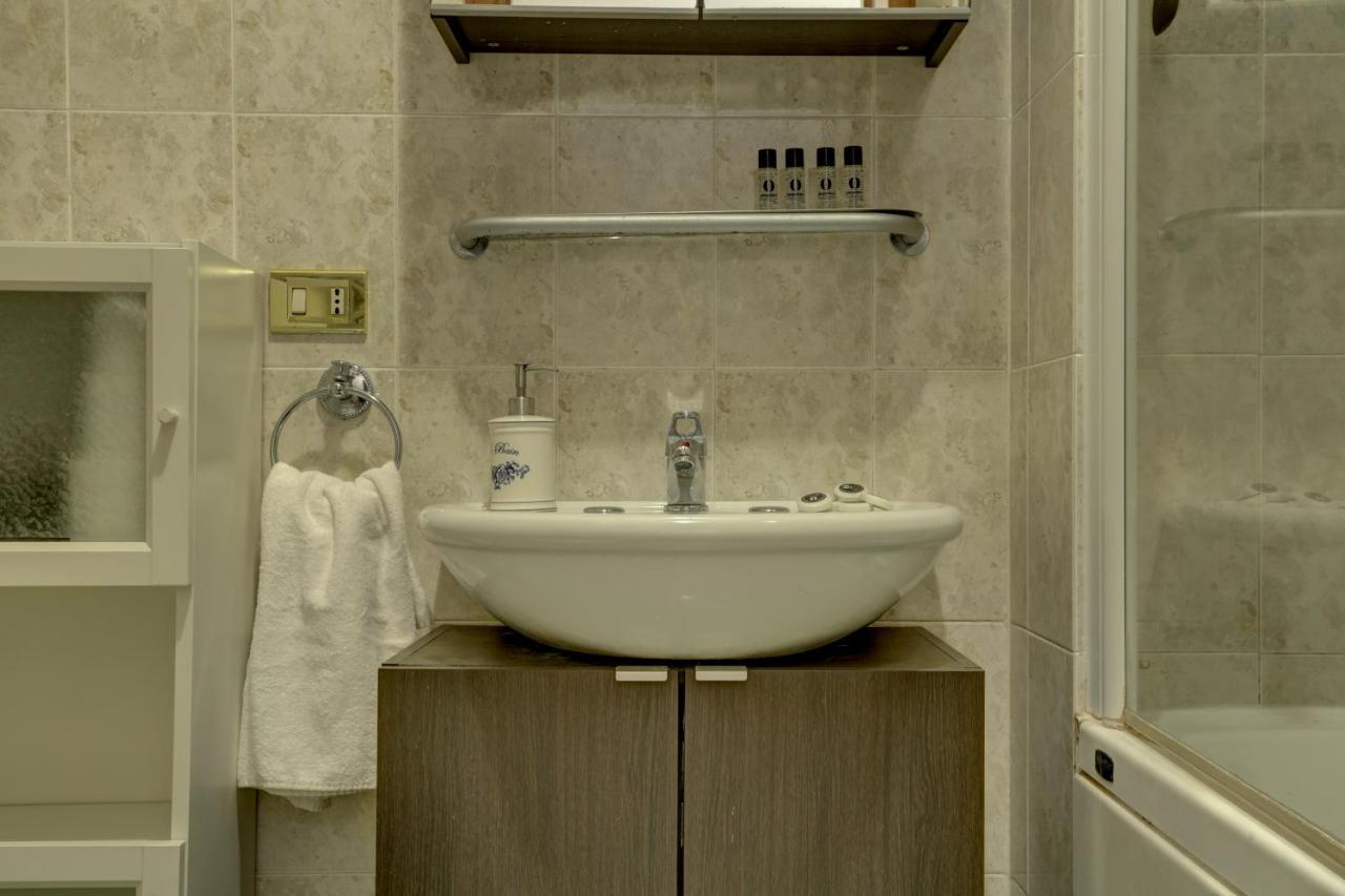 Apartment Colosseo Mecenate 77 - And Rome