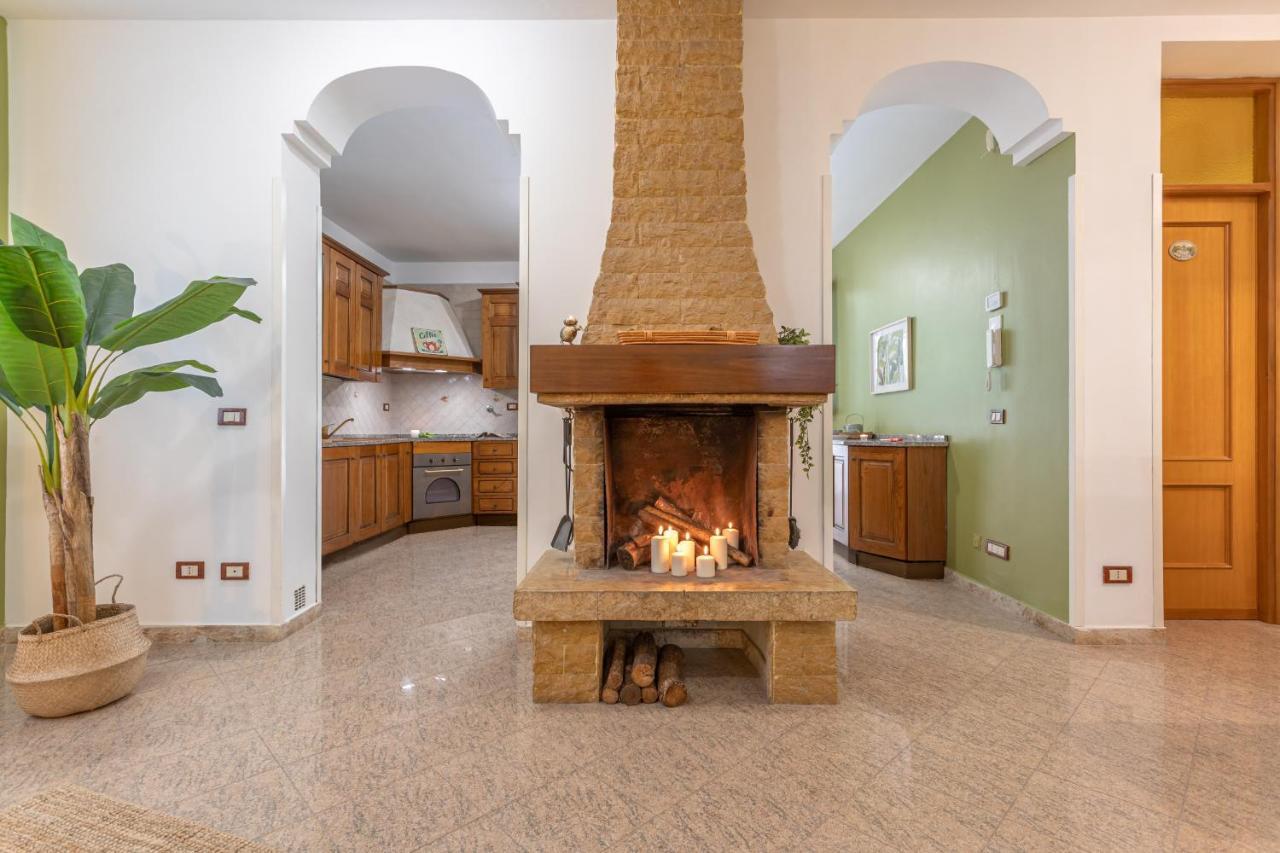 Bbhome Domus Aquae Inside Of Appia Antica Park Villa Roma