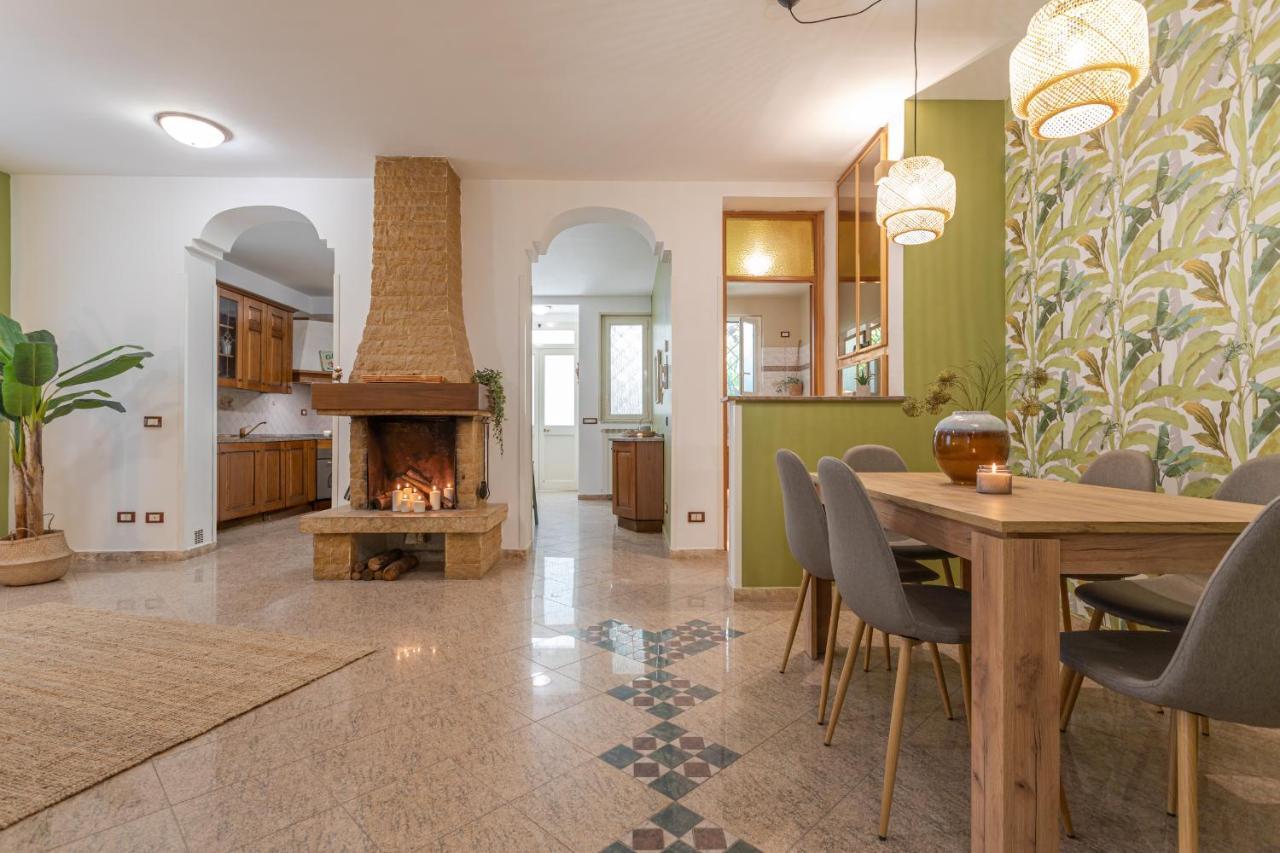 Villa Bbhome Domus Aquae Inside Of Appia Antica Park *