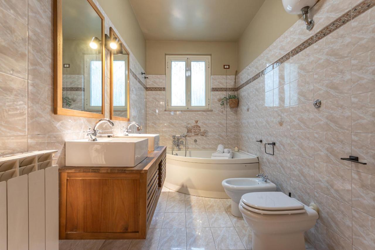 Bbhome Domus Aquae Inside Of Appia Antica Park * Rome