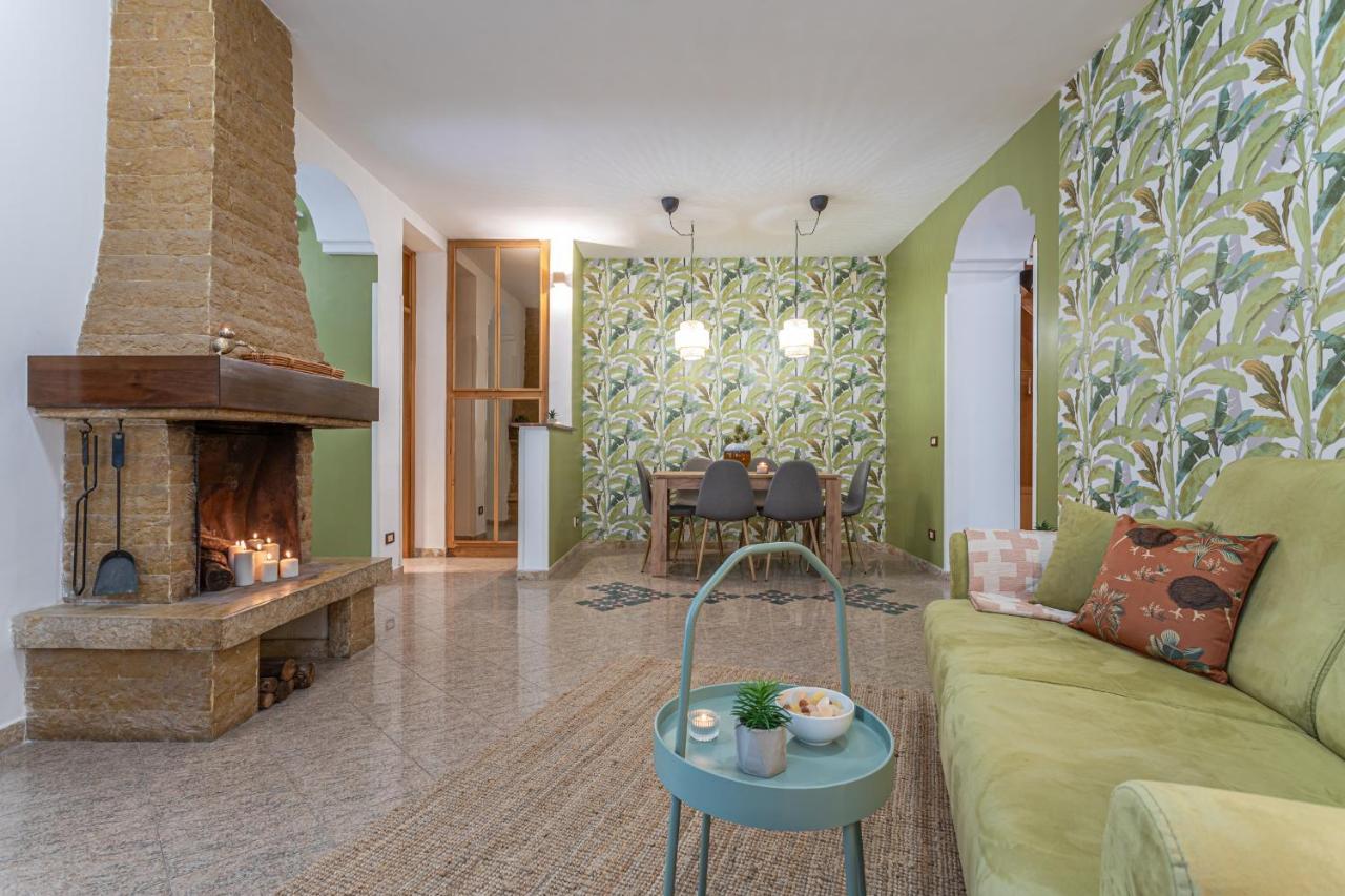 Bbhome Domus Aquae Inside Of Appia Antica Park Rome