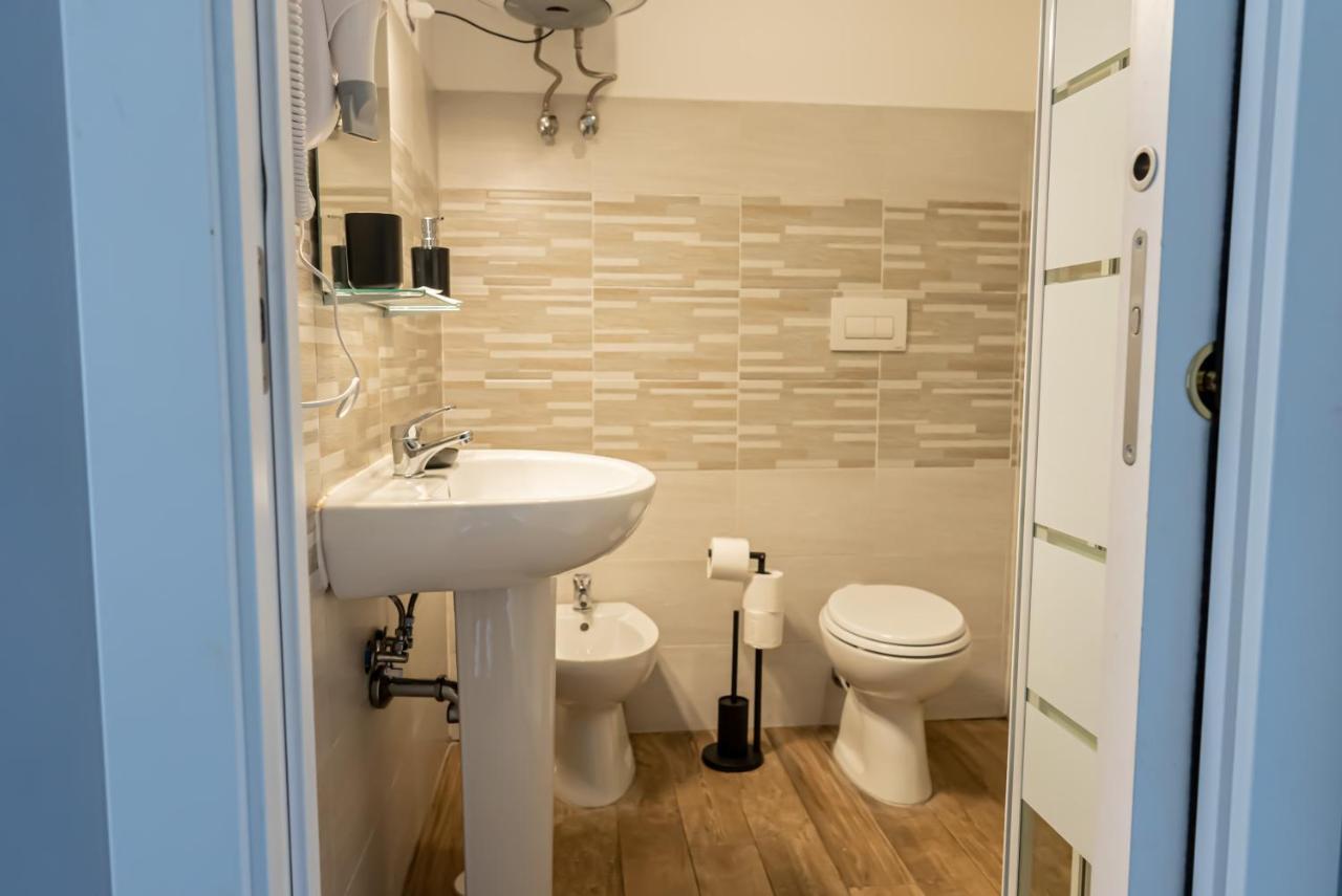 Trastevere Guestrooms Pensión *