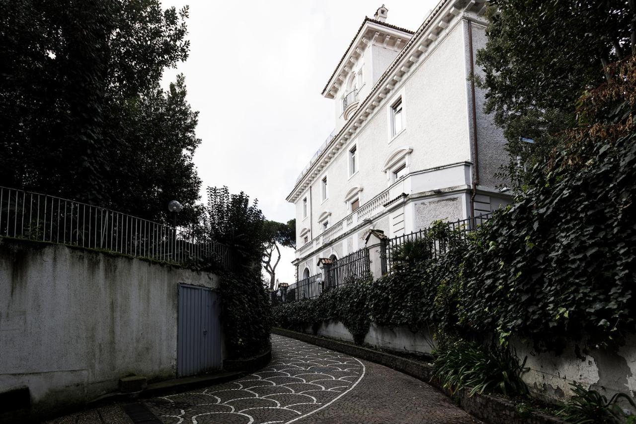 Borghese Flat With Terrace Apartamento
