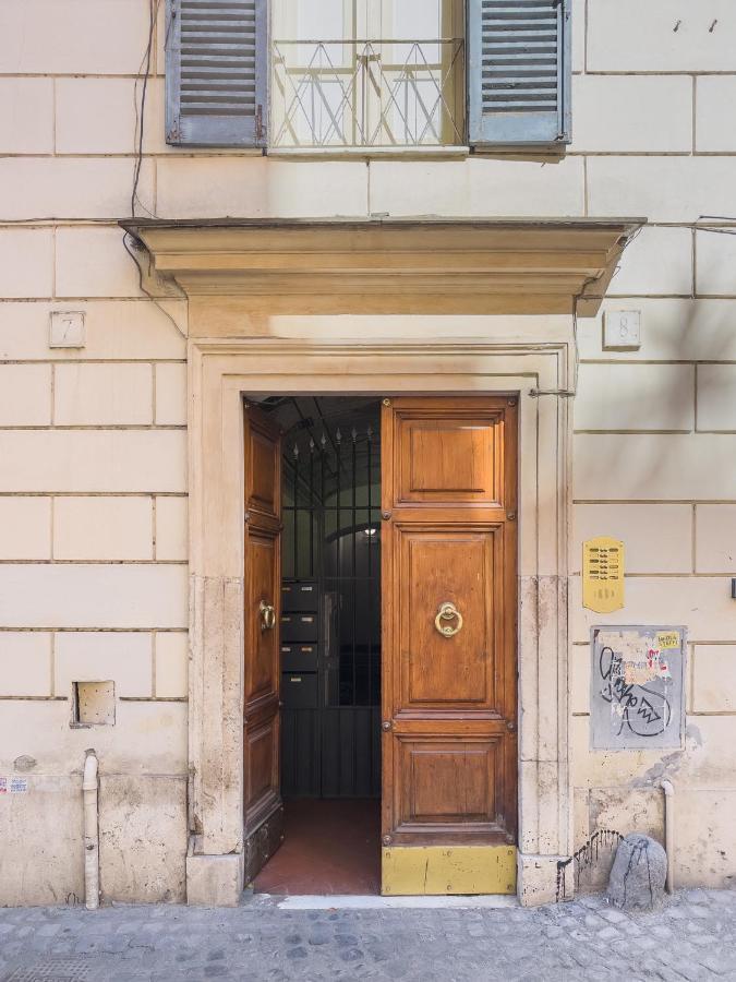 Domus Sant'elena 2 * Roma