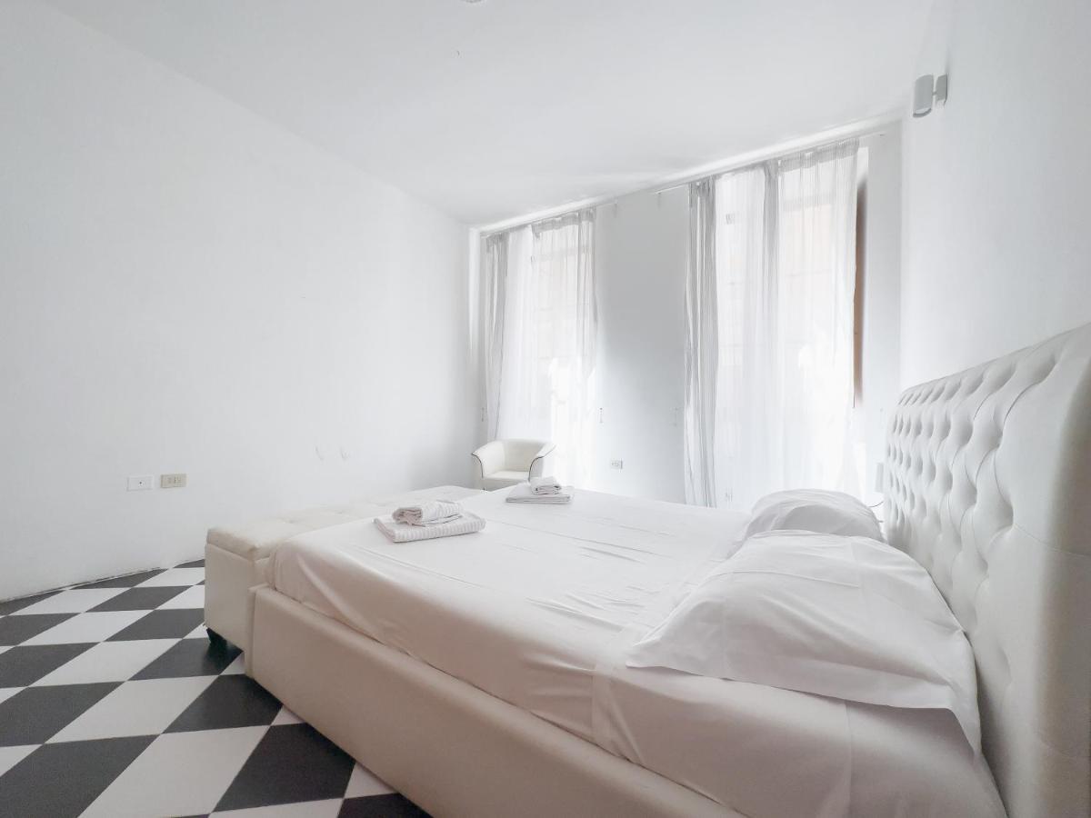 Domus Sant'elena 2 * Roma