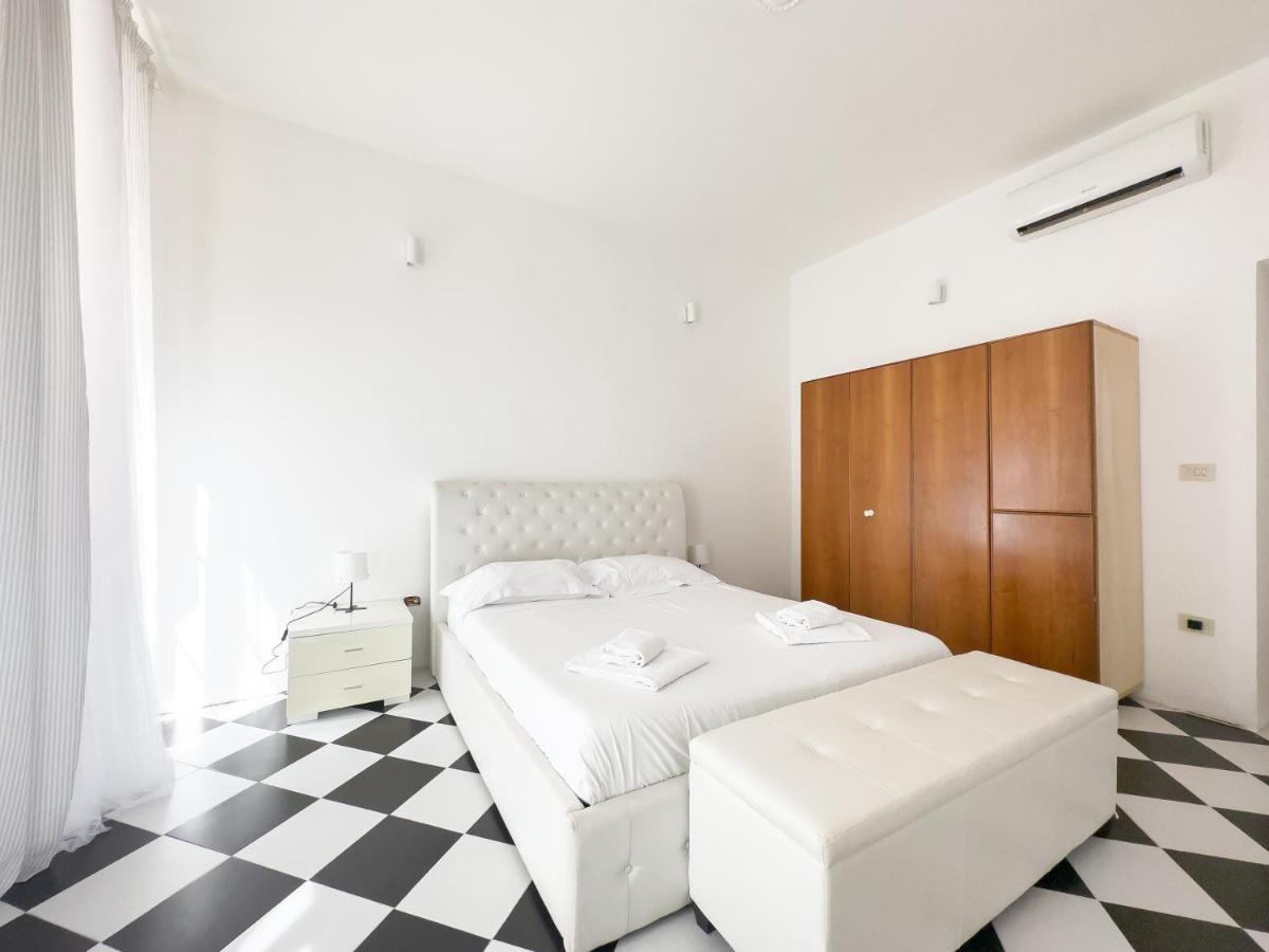 Domus Sant'elena 2 * Roma