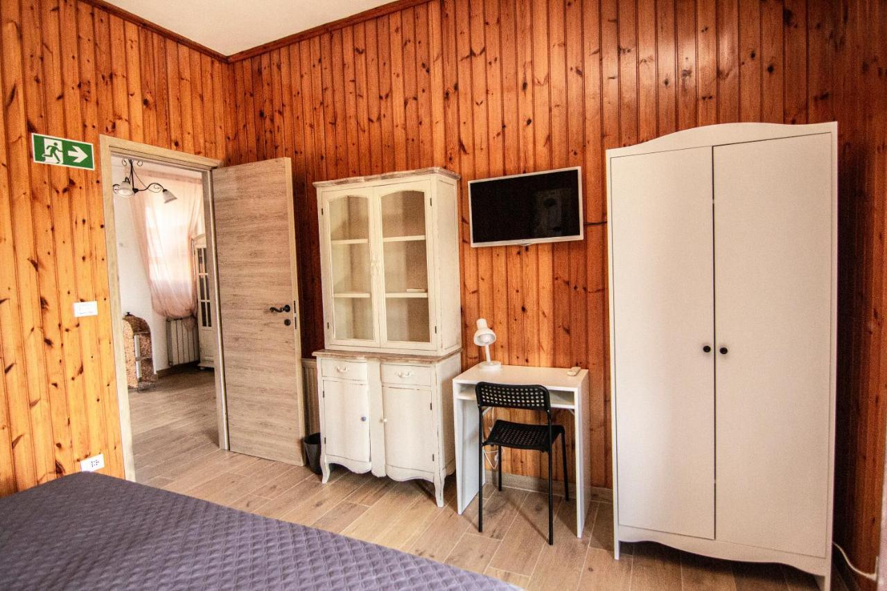 Bed & Breakfast Yourquadrarooms *