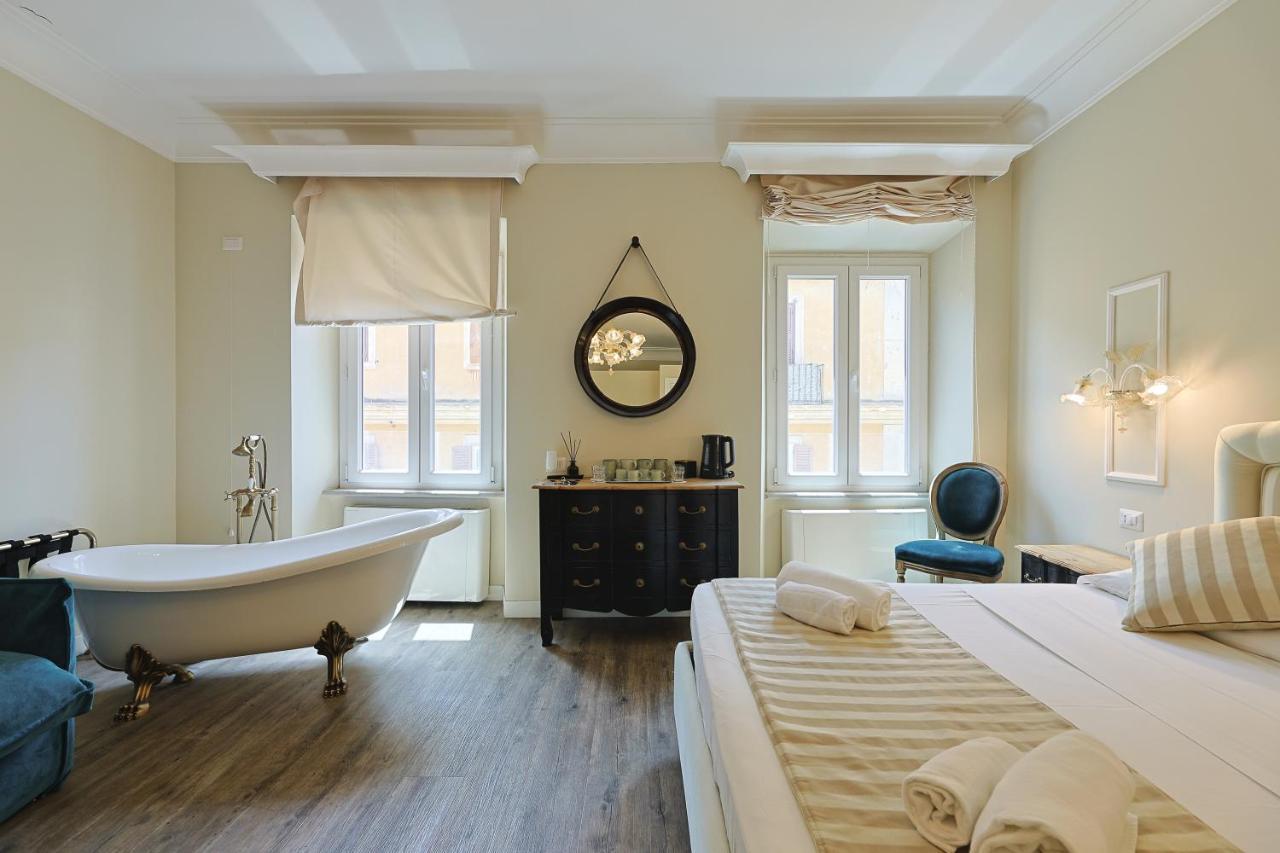 Art House Suites56 Via Del Babuino 56 Gjestgiverier Roma