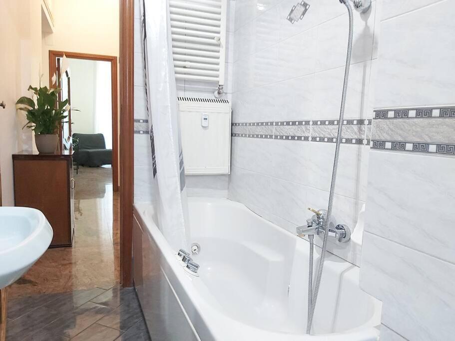 Al Colosseo Apartment *