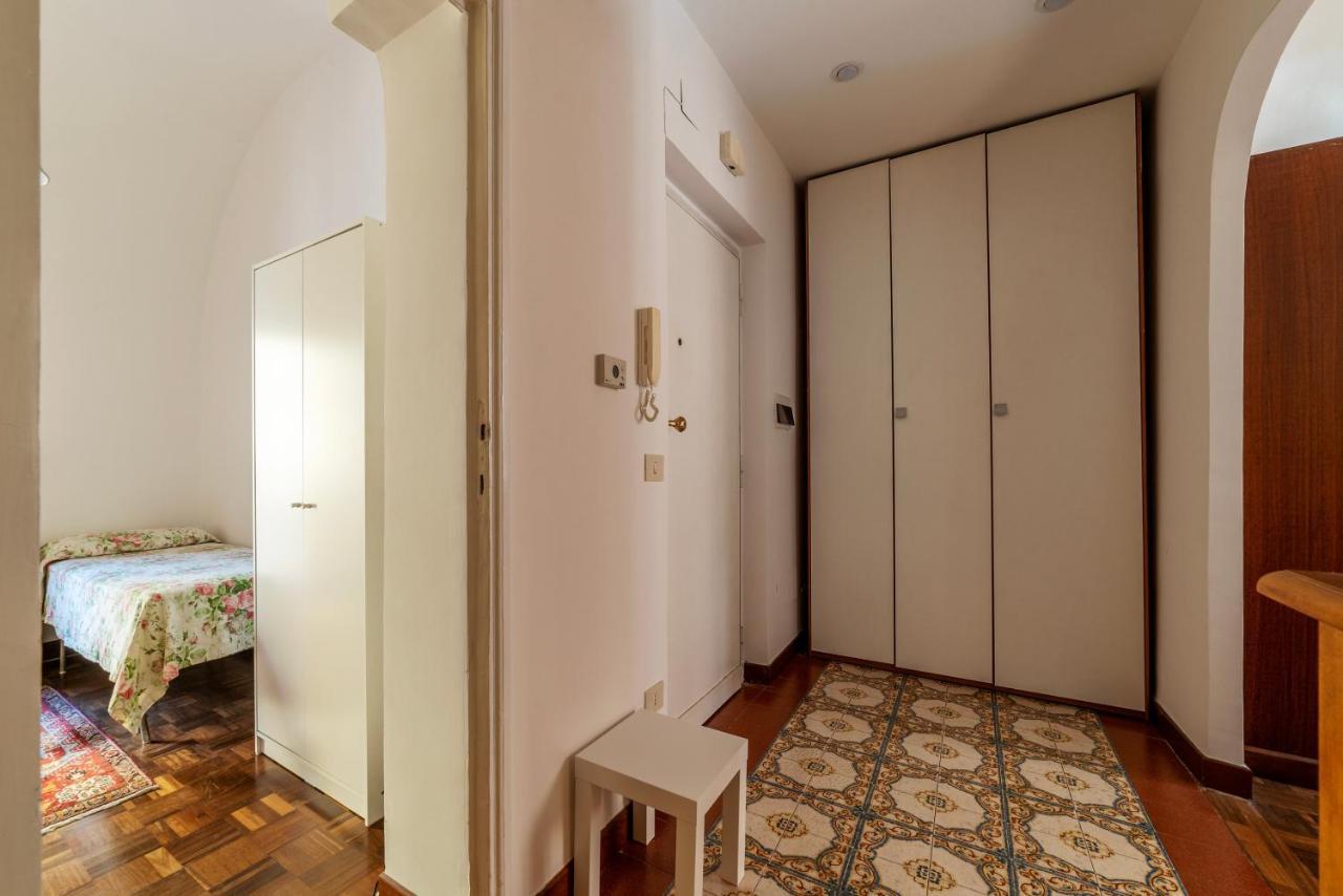 Piazza Santa Maria In Trastevere Lovely Flat Roma