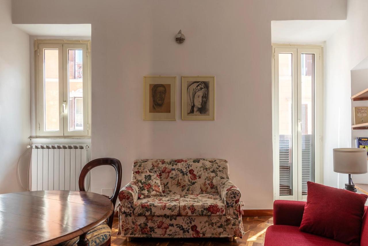 Piazza Santa Maria In Trastevere Lovely Flat