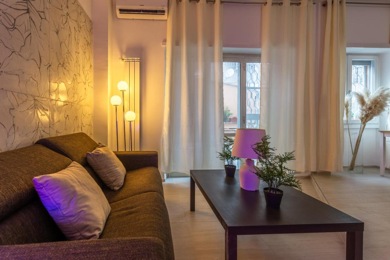 Ethnos Relais Vaticano *