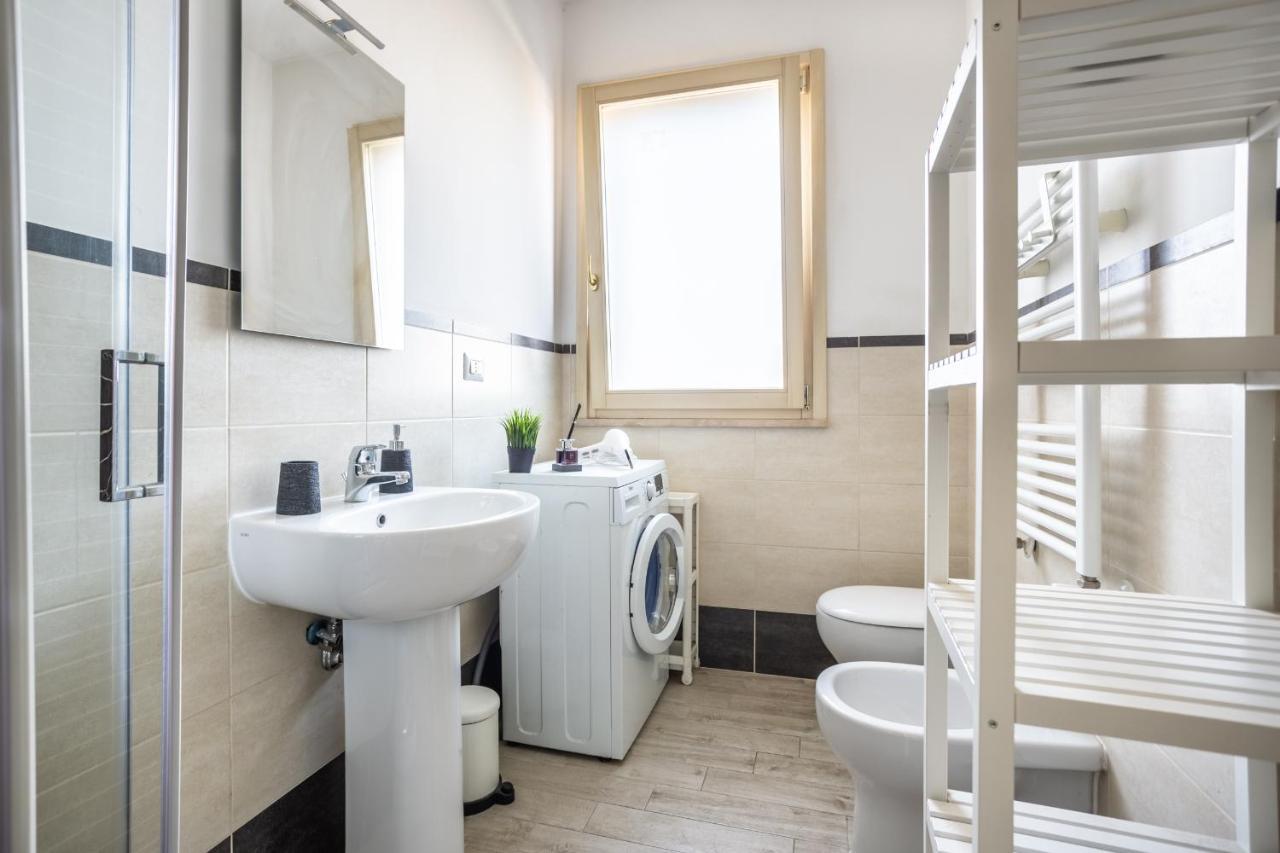 Urban Retreat -private Parking+terrace Leilighet Roma