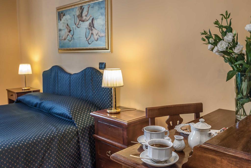 Caracciolo Hotel
