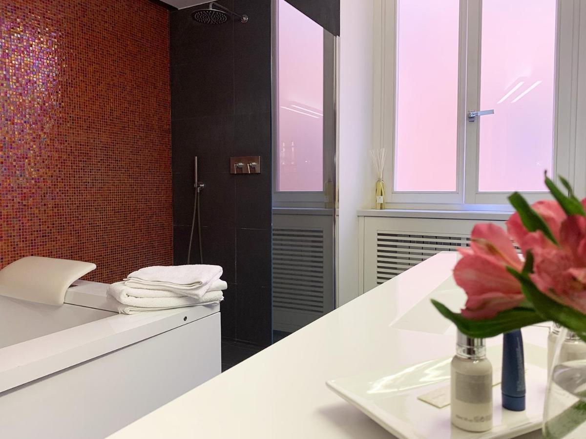 Apartamento Arcasuite Tritone Luxury Roma