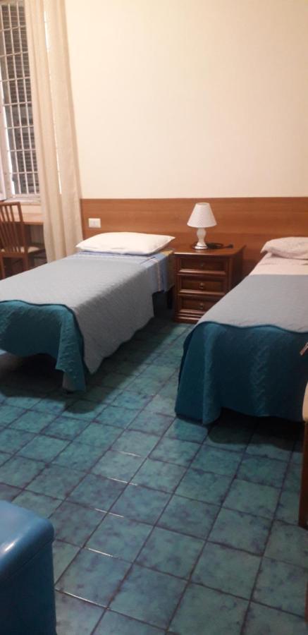 Interno 3