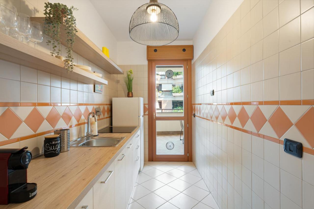 Amsterdam Design + Posto Auto Leilighet