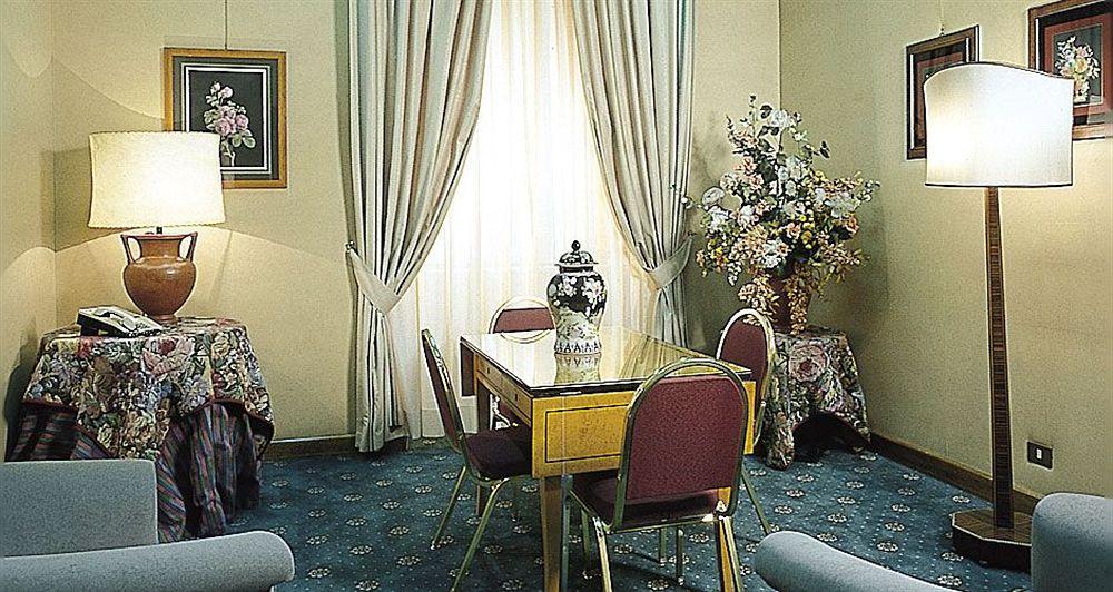 Hotell Grand Olympic Aurum Roma