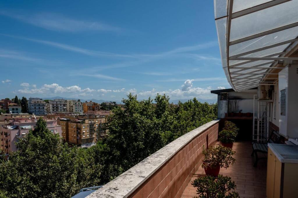 Attico Per Quattro Persone Sulla Nomentana, Wi-fi, Aria Condizionata Apartment Rome