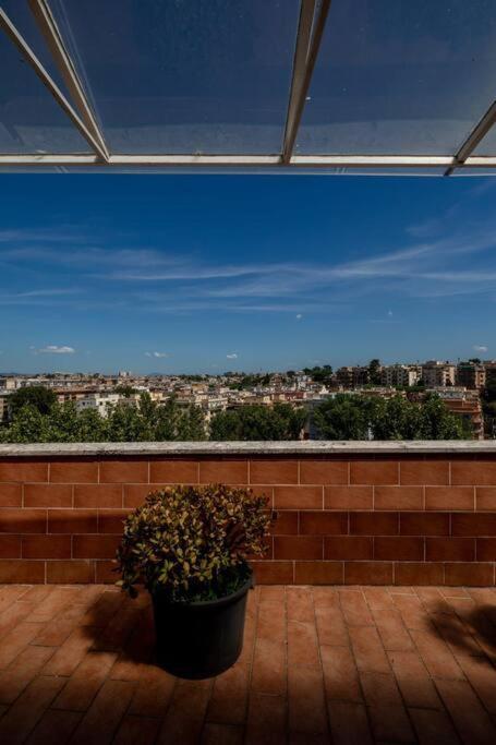 Attico Per Quattro Persone Sulla Nomentana, Wi-fi, Aria Condizionata * Rome