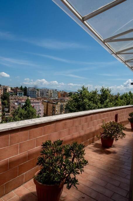 Attico Per Quattro Persone Sulla Nomentana, Wi-fi, Aria Condizionata Rome