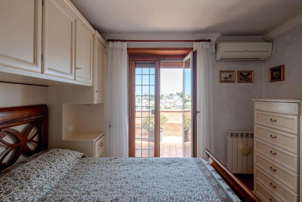 Apartment Attico Per Quattro Persone Sulla Nomentana, Wi-fi, Aria Condizionata *