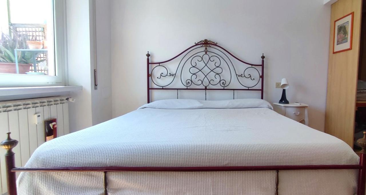 Monteverde - Stazione Trastevere Bright Loft Up To 5 Guests Apartamento *