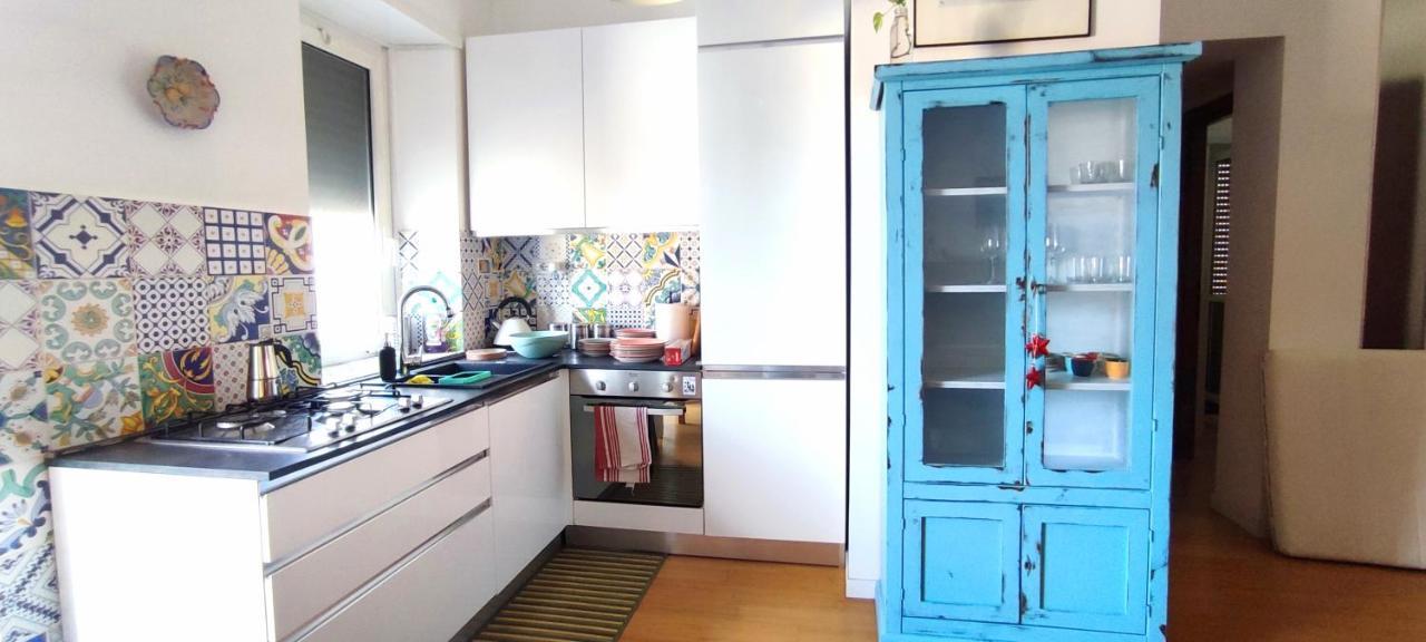 Monteverde - Stazione Trastevere Bright Loft Up To 5 Guests Apartamento