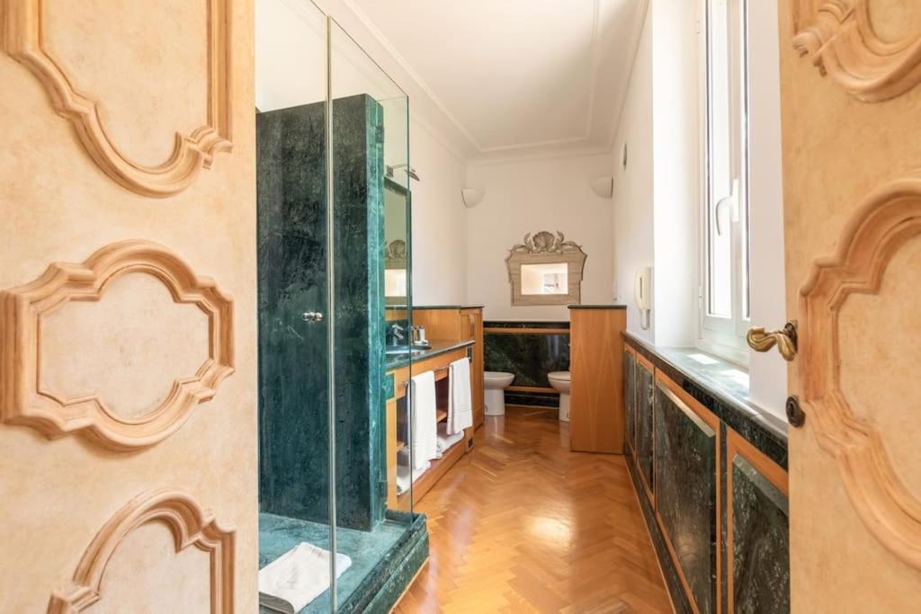 Appartamento Casa Colonna, A Burghesius *