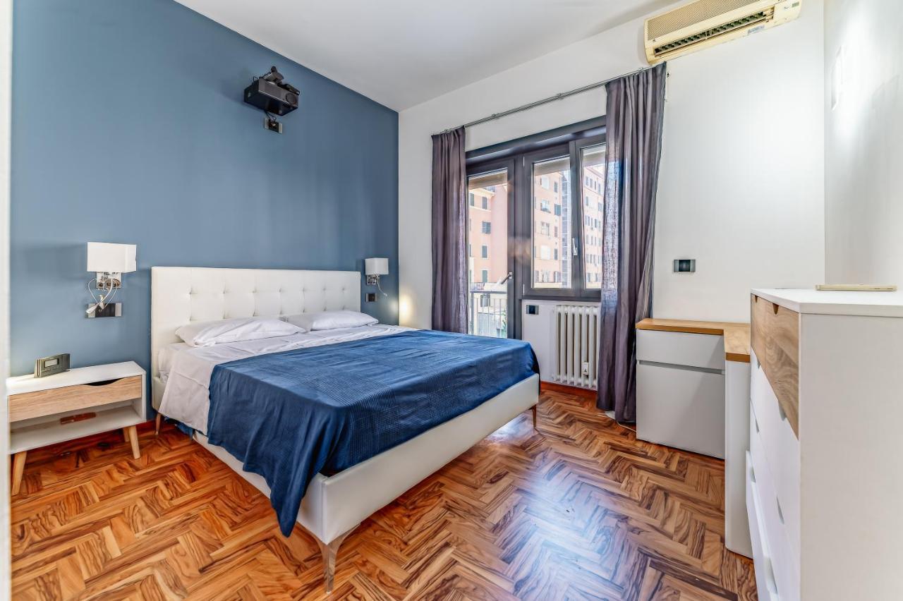 Cozy And Design - Metro Malatesta Apartment