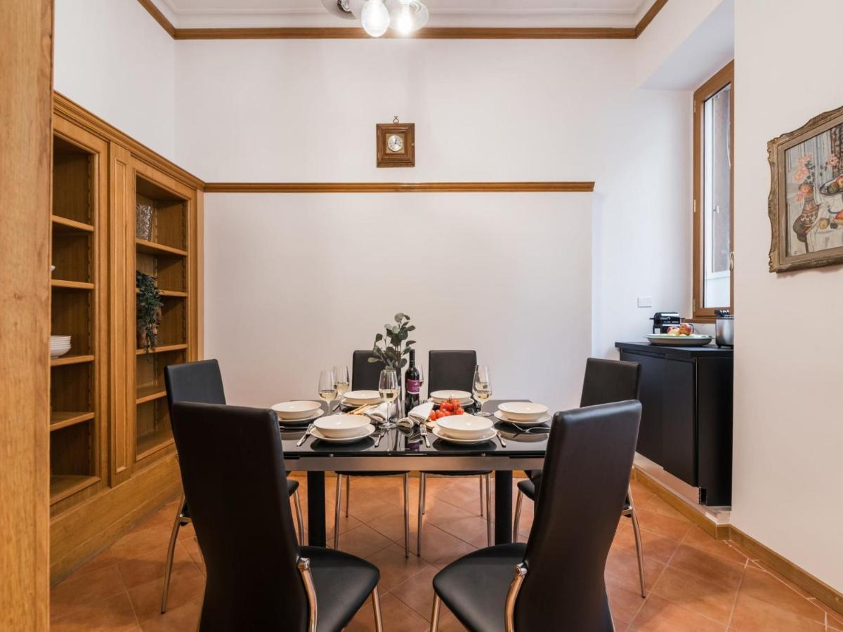 The Rent - Three-bedroom Near The Quirinale Apartamento Roma