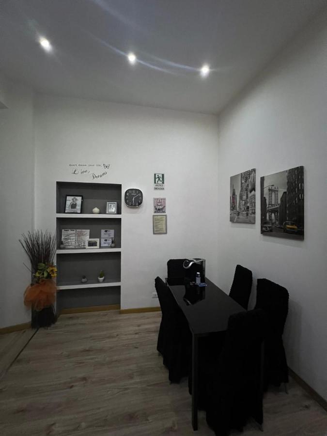 Frale In Roma