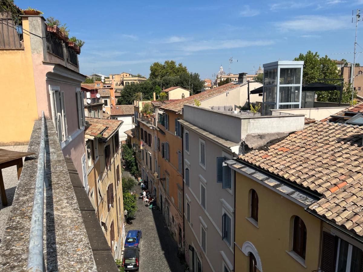 Trastevere Apartment