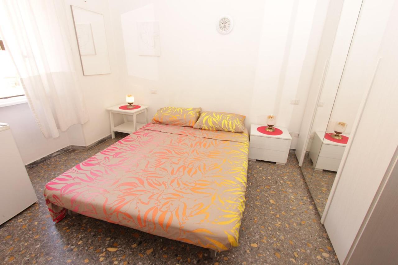 Pacinotti Studio Quarto em Acomodações Particulares