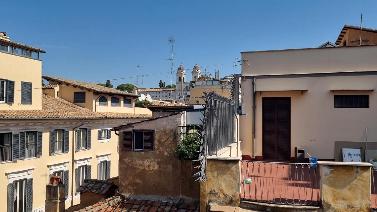 Romerooms Condotti Guest house
