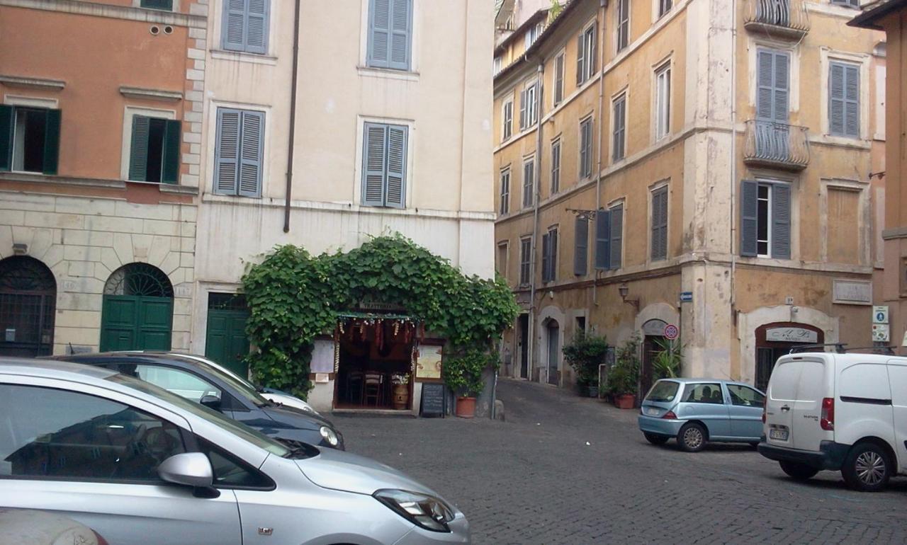 Casina Tiberina * Roma