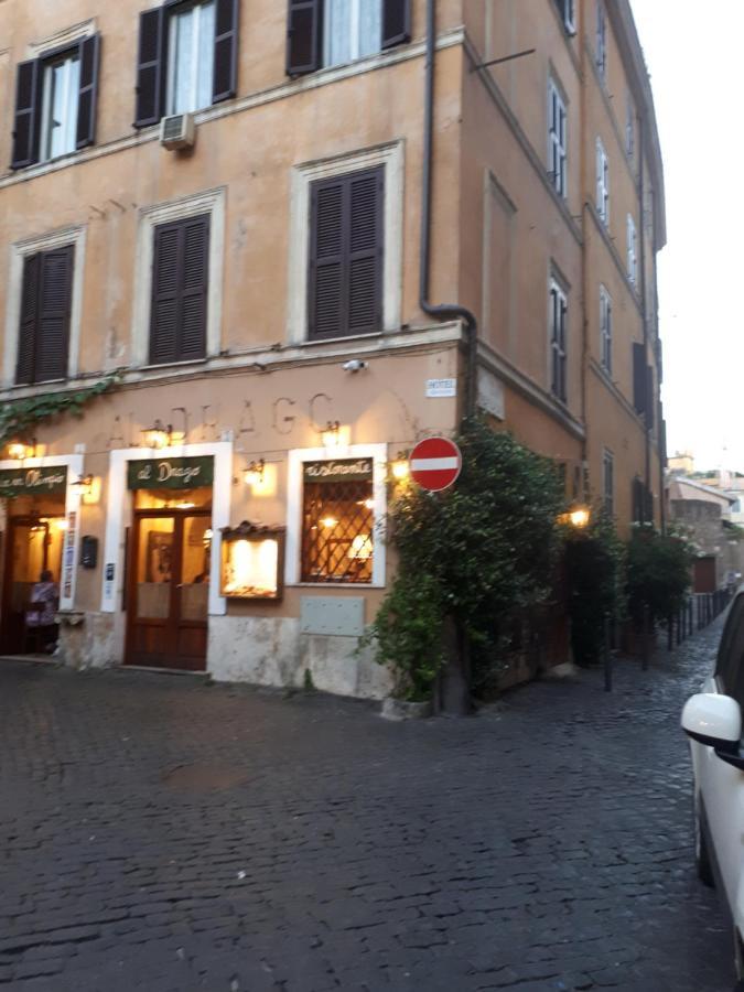 Casina Tiberina Roma