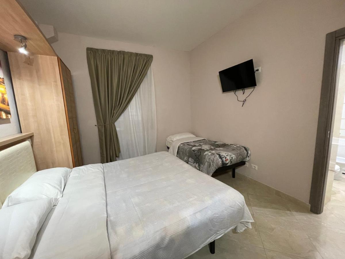 Bed & Breakfast Ambasada Rome