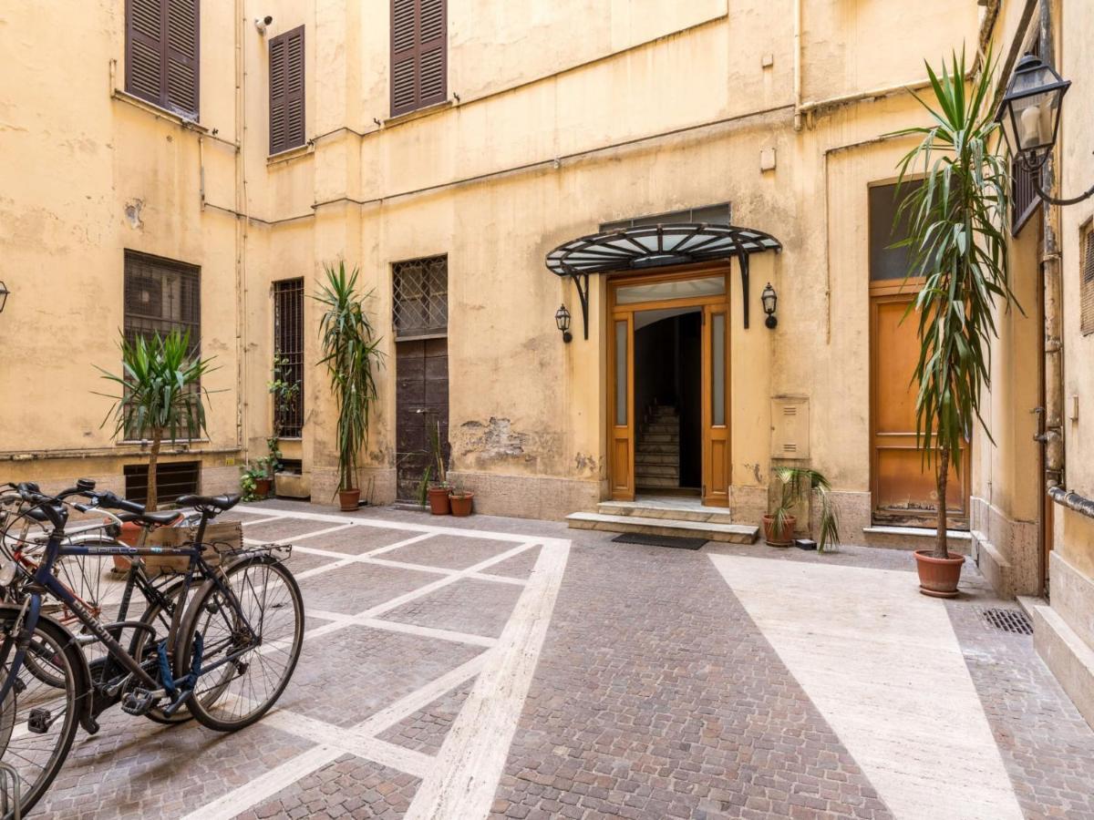 The Rent - Bright Flat Near San Pietro Aparthotel Rom