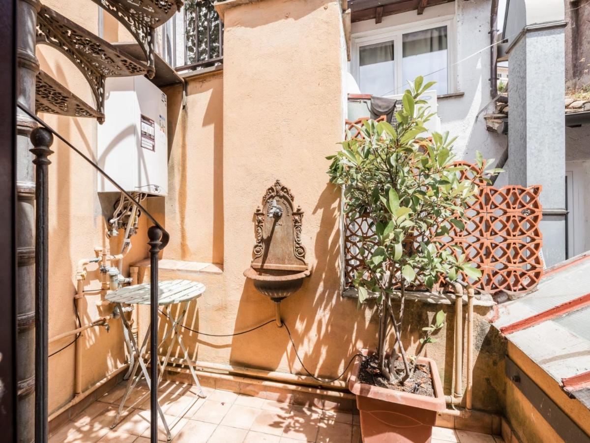 The Rent - Two-bedroom With Terrace Near Trevi Fountain Roma