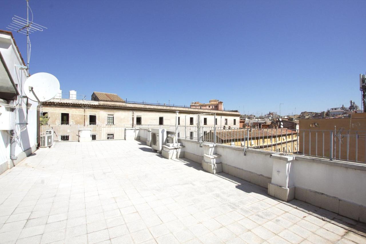 Apart-hotel Monti House *