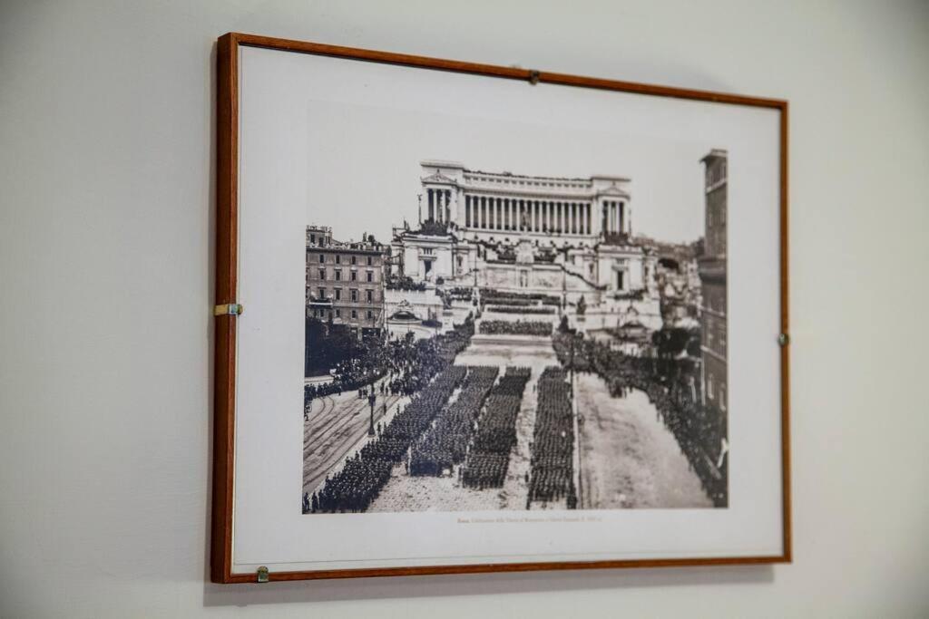 Appartamento Peaceful In Piazza Venezia's Alleys *