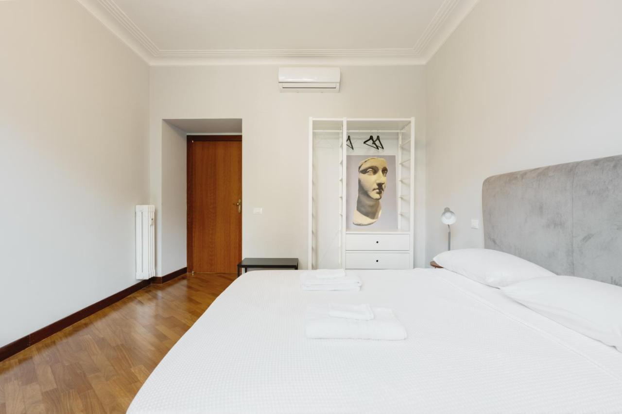 Domus Mazzini 157 * Roma