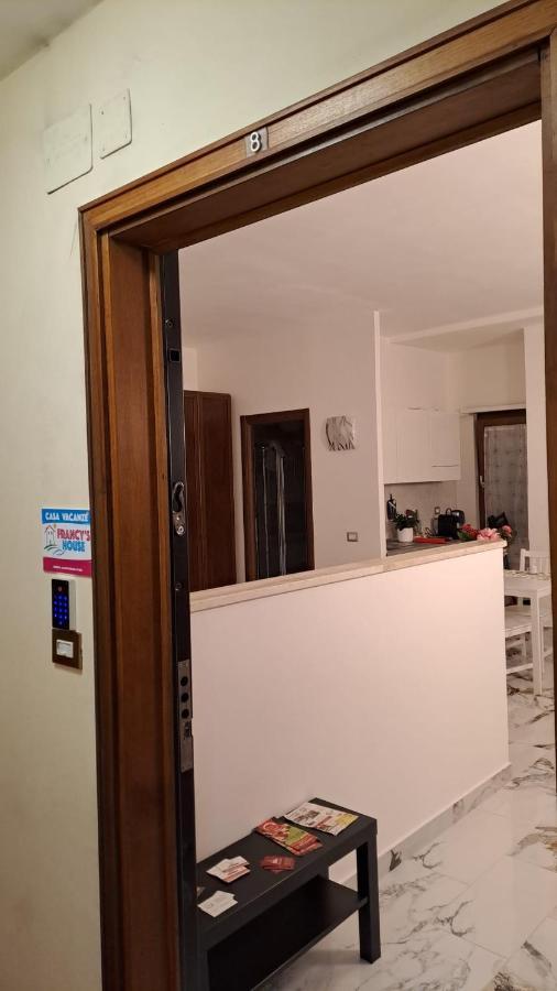 Francy's House Al Centro Di Appartamento Roma