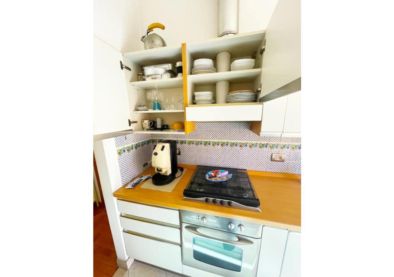 Cozy Casetta - Bright And Near Metro C * Roma