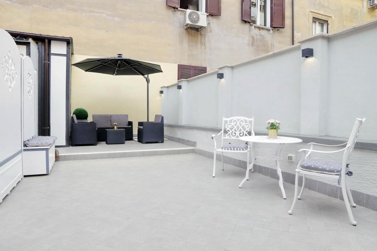 Guest house Roman Holiday Suites