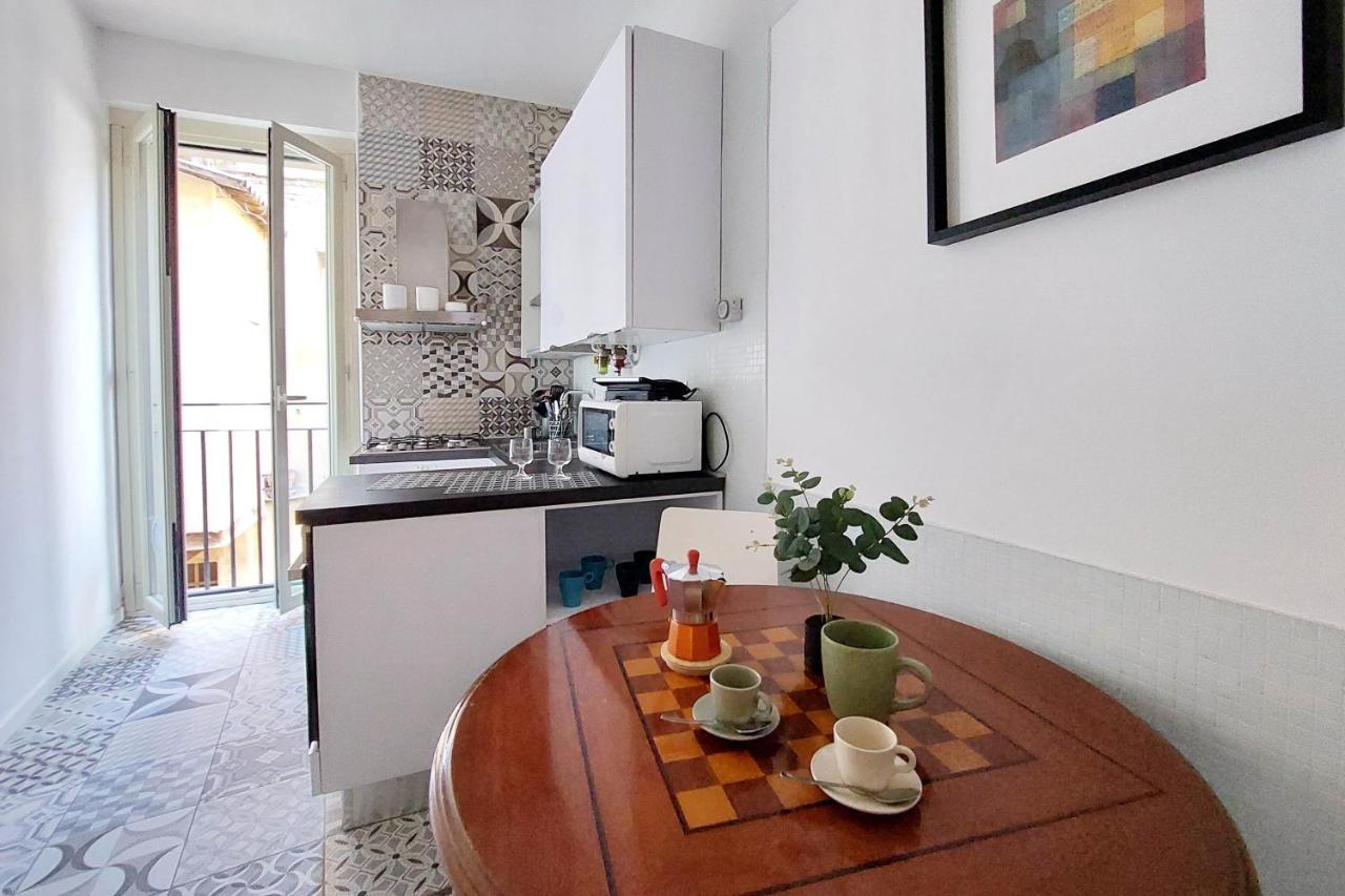 Cozy Navona Flat Rom